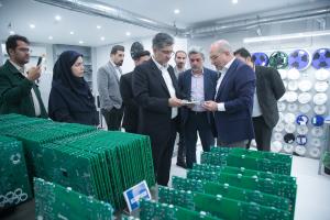 بازدید دکتر خیاطیان از شرکت های دانش بنیان پارک فناوری پردیس