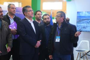 بازدید دکتر خیاطیان از نمایشگاه الگوهای مسیر پیشرفت